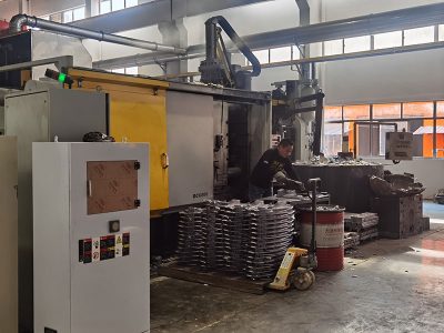 tlačno litje uličnih svetilk